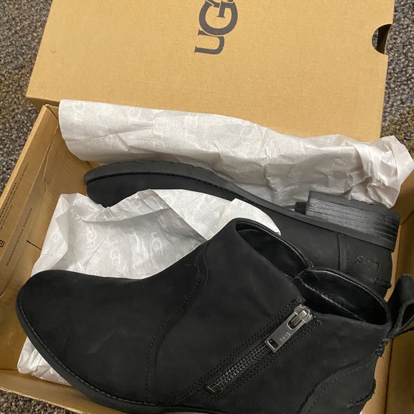 UGG Aueroll bootie - Picture 5 of 5